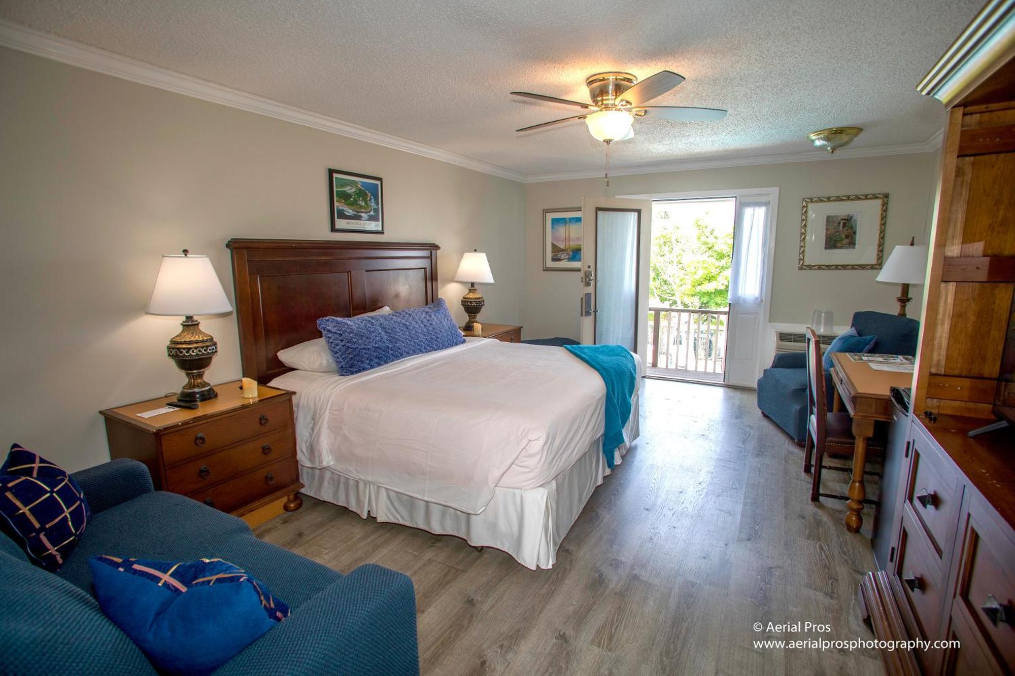 Kenny'S Tipperary Inn Монток Екстер'єр фото