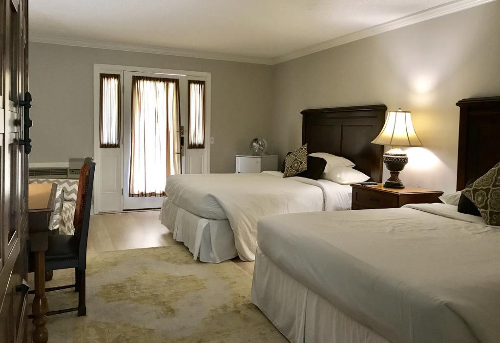 Kenny'S Tipperary Inn Монток Екстер'єр фото