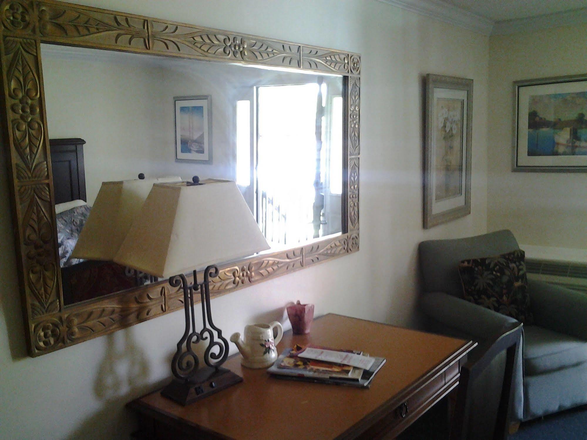 Kenny'S Tipperary Inn Монток Екстер'єр фото