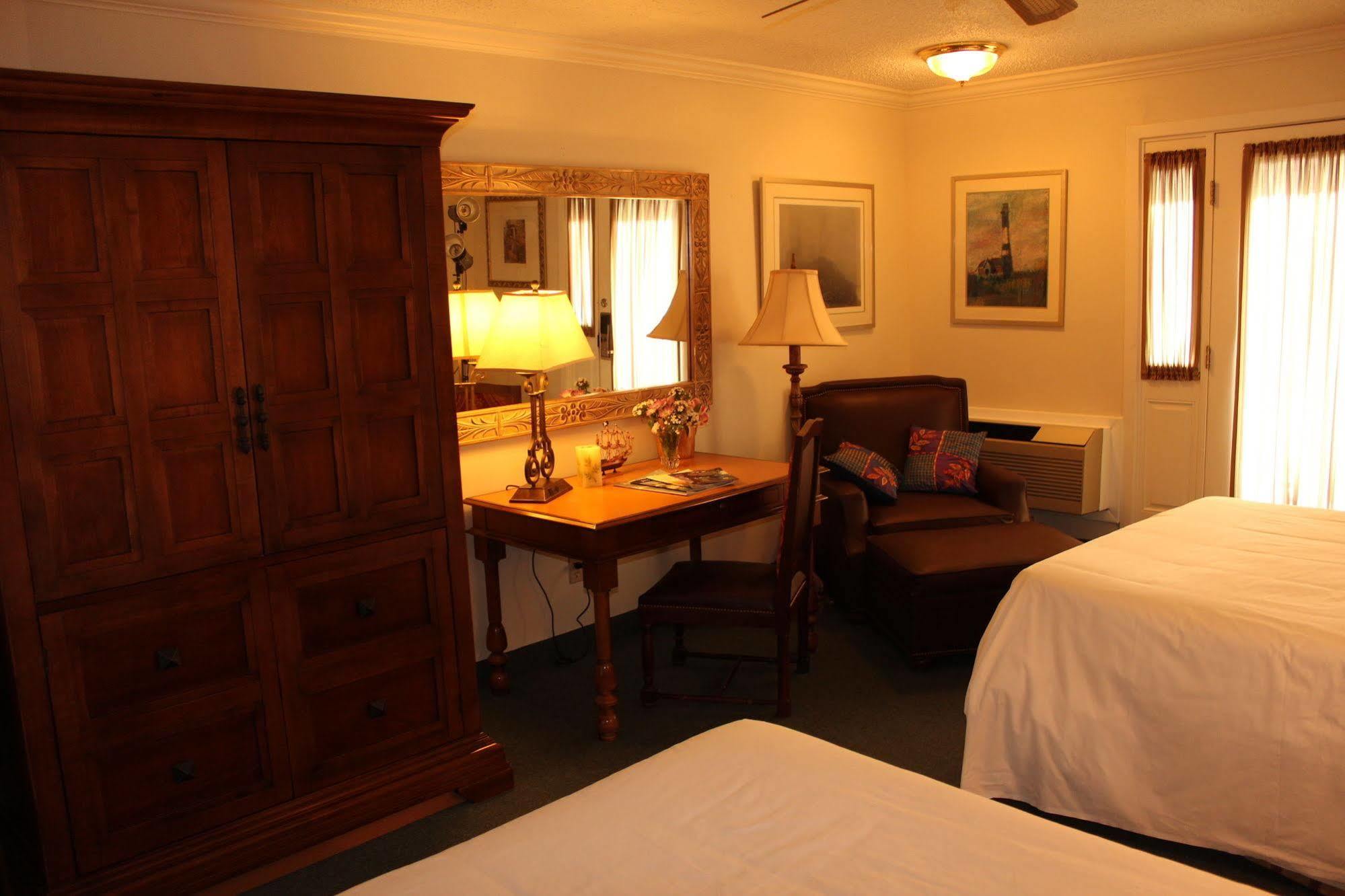 Kenny'S Tipperary Inn Монток Екстер'єр фото