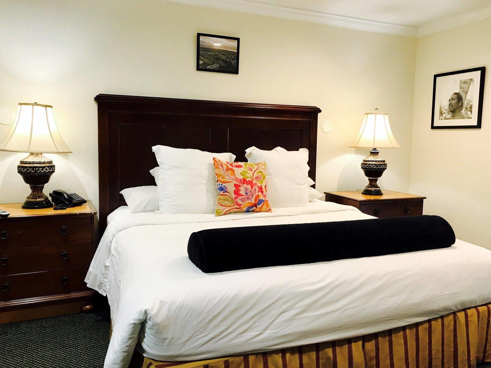 Kenny'S Tipperary Inn Монток Екстер'єр фото